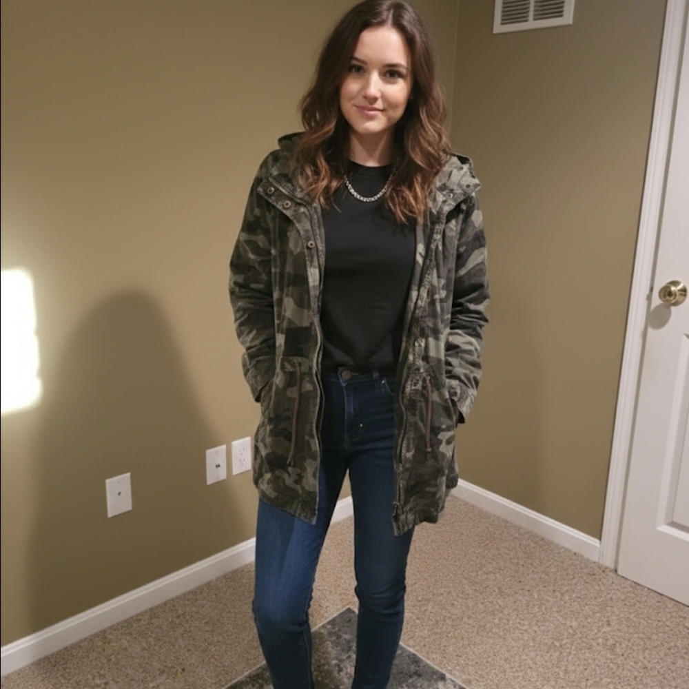 Love Tree Camouflage Utility Jacket
